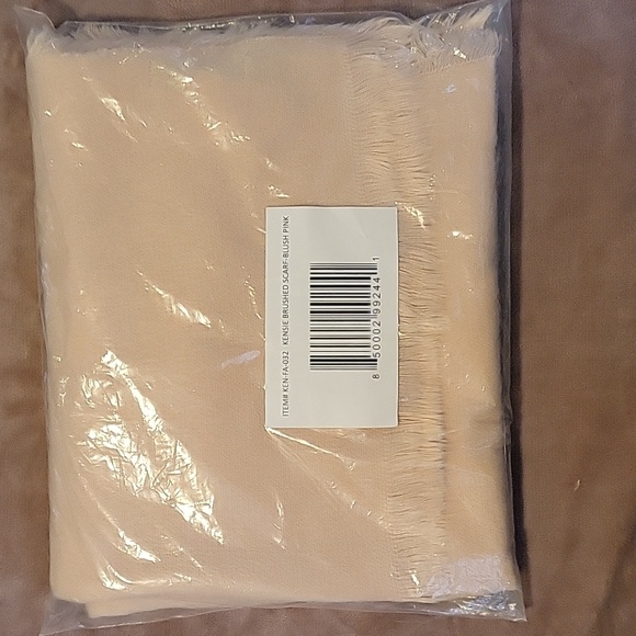 Kensie brushed scarf - Picture 3 of 4